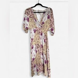 Floral print midi dress with V-neck and tie-up back